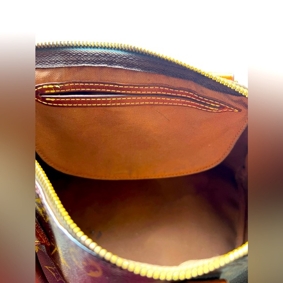 Vintage Louis Vuitton, top handle bag 💎💕🛍️✨ - Picture 7 of 8